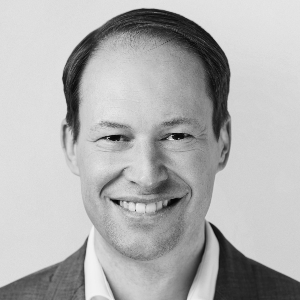 Dr. Christian Straube